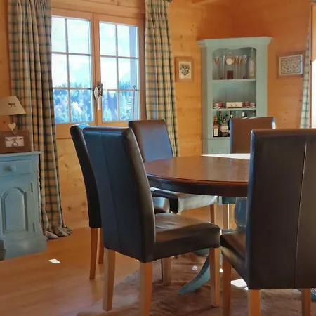 Chalet Ella Champoussin